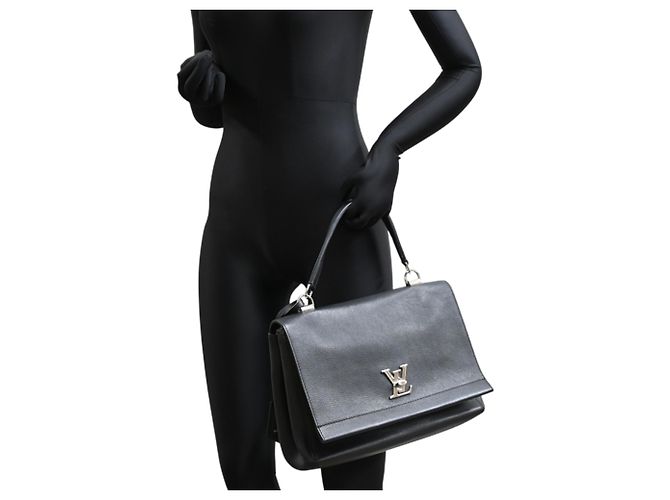 Borsa Louis Vuitton Lockme Cartable Nero - vista 9