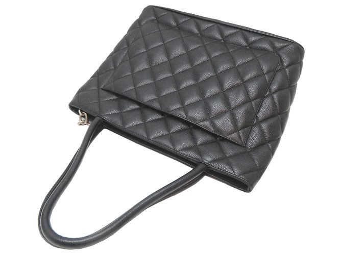 Bolso Tote Chanel Reissue Negro - vista 4