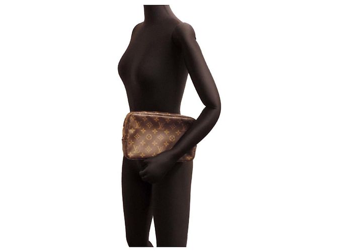 Louis Vuitton Trousse Toilette 23 Pouch (Discontinued) Brown - view 8
