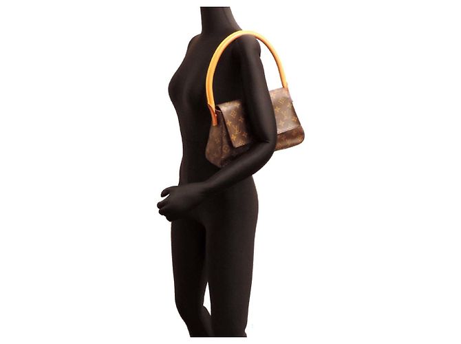 Bolso Louis Vuitton Mini Looping Castaño - vista 9