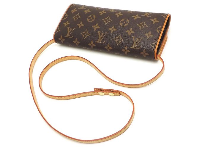Borsa a tracolla Louis Vuitton Pochette Twin GM Marrone - vista 4