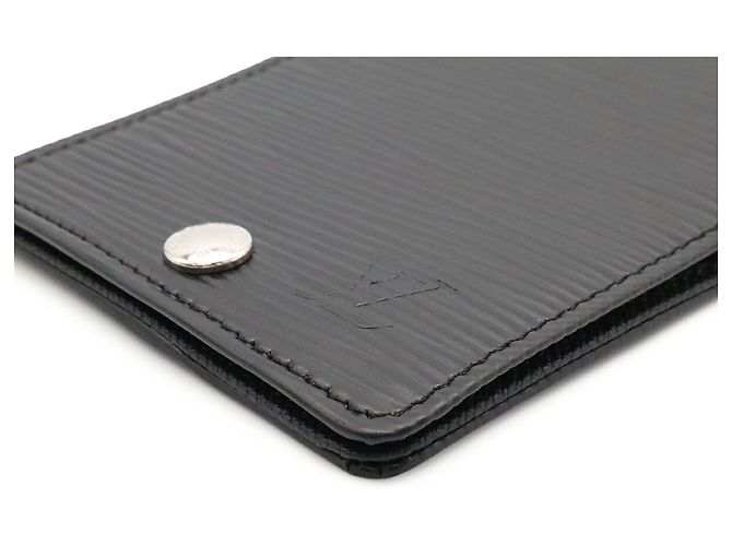 Portapassaporti Louis Vuitton Epi Nero - vista 4