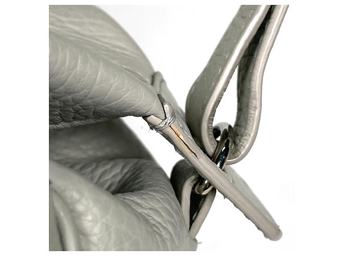 Borsa a tracolla Balenciaga in pelle grigio chiaro - vista 4