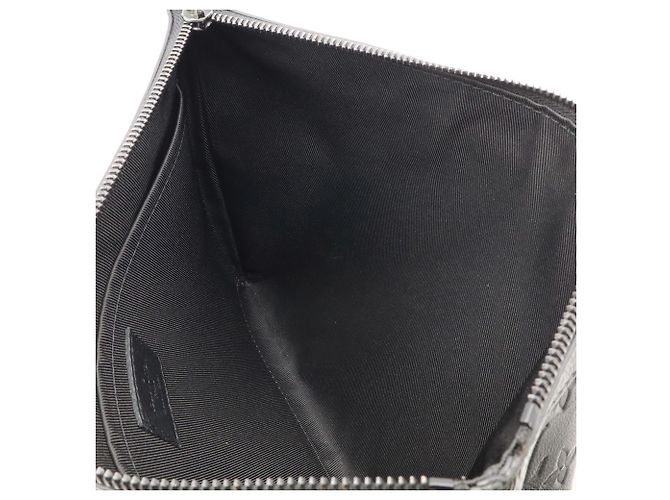 Louis Vuitton Monogram Shadow Pochette To Go Clutch Bag Nero Bianco - vista 9
