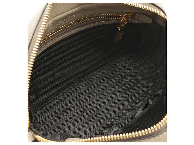 Prada Clutch aus Vitello Daino Grayish Leder Grau - Ansicht 8