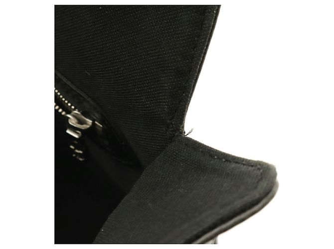 Borsa a tracolla Louis Vuitton Taiga Yaranga Nero Grigio - vista 9