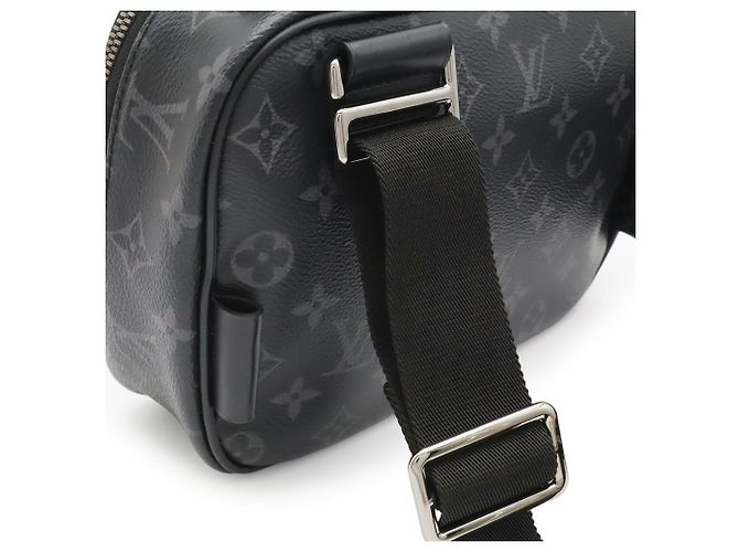 Riñonera Louis Vuitton Monogram Eclipse Castaño Negro Monograma - vista 5