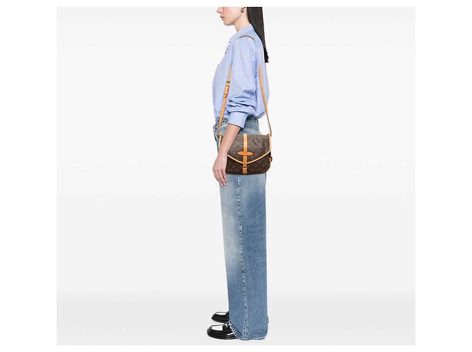 Louis Vuitton Brown Monogram Saumur 30 Marrone - vista 9