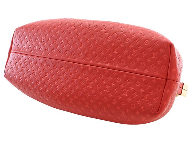 Borsa Nanogram Louis Vuitton in pelle di vitello goffrata rossa Rosso - vista 5