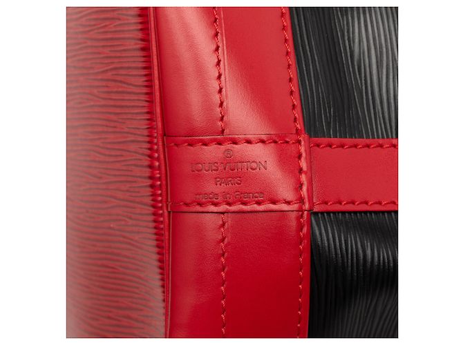 Louis Vuitton Black Epi Bicolor Noe GM Nero - vista 5