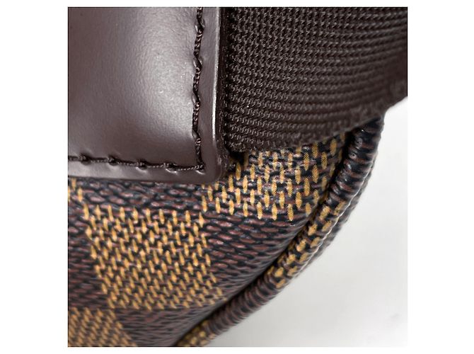 Bumbag Borsello da cintura Louis Vuitton Melville Marrone - vista 4