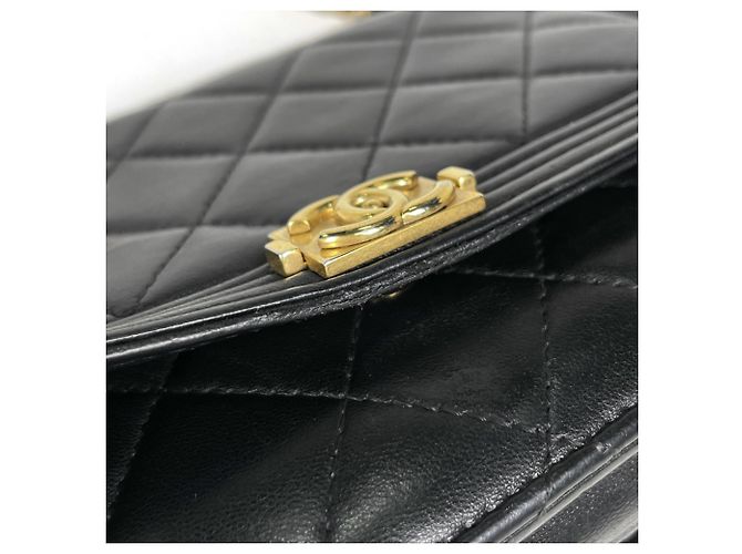 Borsa a tracolla portafoglio con catena Chanel Boy Nero - vista 4
