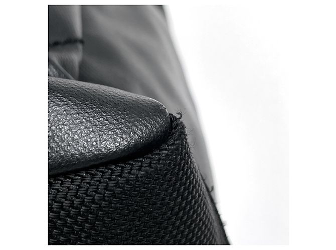 Chanel Shopper aus beschichtetem Canvas in Schwarz - Ansicht 4