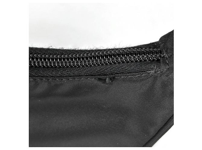 Bolsa de mão Prada em nylon preto - vista 4
