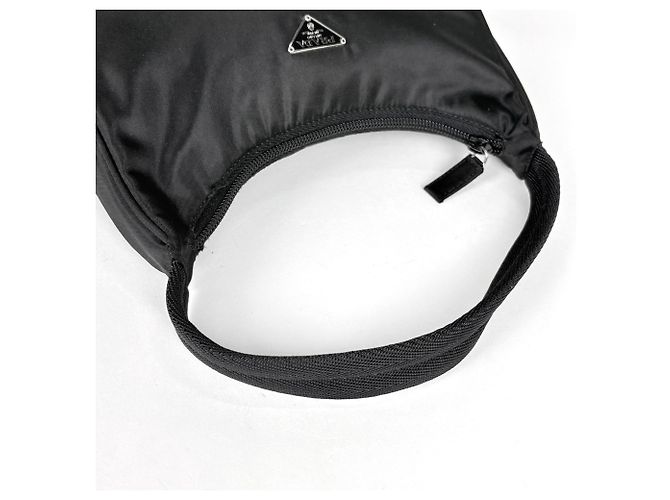 Bolsa de mão Prada em nylon preto - vista 6