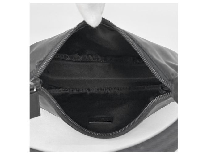 Bolsa de mão Prada em nylon preto - vista 7