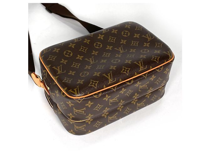 Borsa a tracolla Louis Vuitton Reporter PM Marrone - vista 2