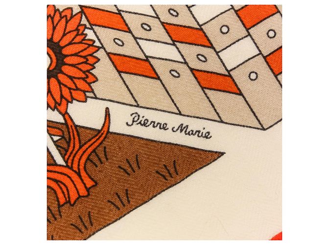 Hermès Foulard in cashmere e seta Hermes La Maison des Carrés Beige Arancione - vista 9