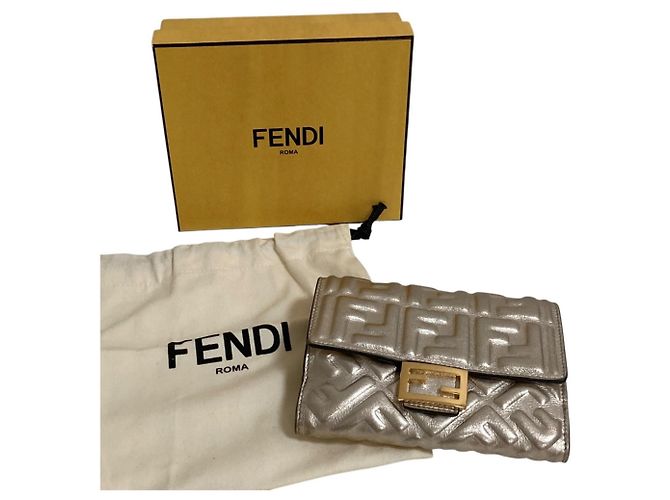 Fendi FF Pattern Gold Bi-Fold Wallet Golden - view 13
