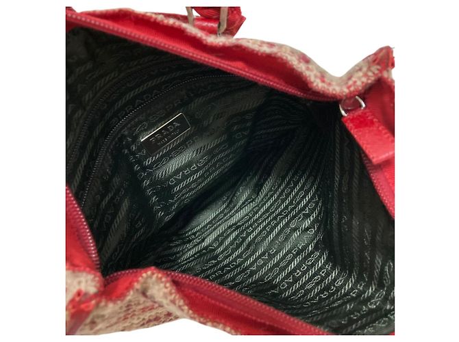 Borsa in tweed Prada con placca logo triangolare Rosso - vista 7