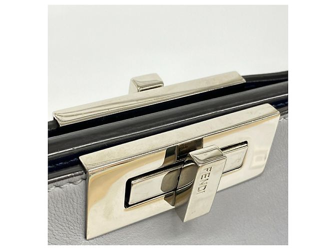 Fendi Peekaboo Essential Handtasche aus Leder Braun - Ansicht 10
