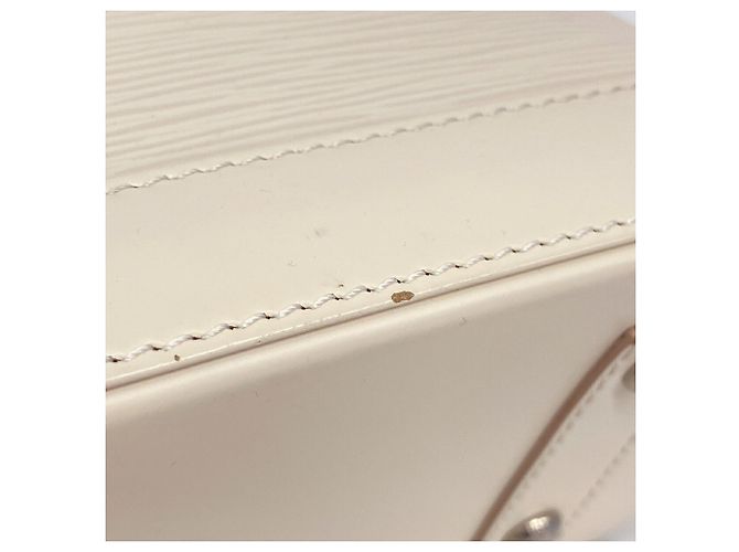 Borsa a mano Louis Vuitton Alma BB in pelle Epi Bianco - vista 7