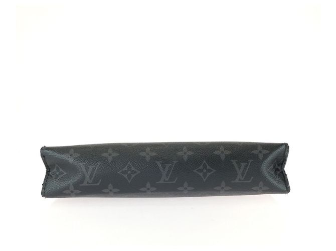 Louis Vuitton Monogram Eclipse Pochette Voyage MM Preto Monograma - vista 10
