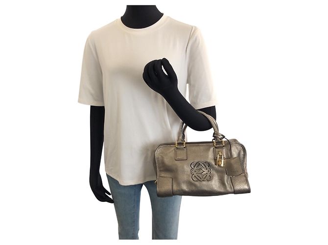 Borsa LOEWE Anagram Amazona 28 Argento D'oro - vista 7