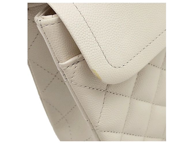 Borsa a tracolla Chanel Matelassé con catena bianca Bianco - vista 11