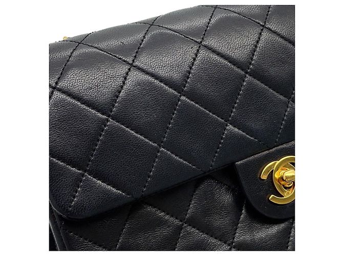 Borsa a tracolla con catena Chanel Matelassé in pelle d'agnello nera Nero - vista 10