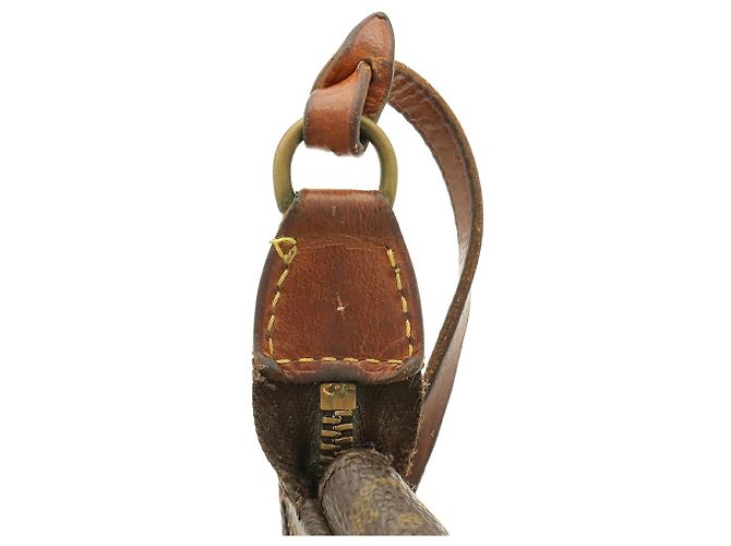 Bolso Louis Vuitton Monogram Pochette Accessoires Castaño - vista 6