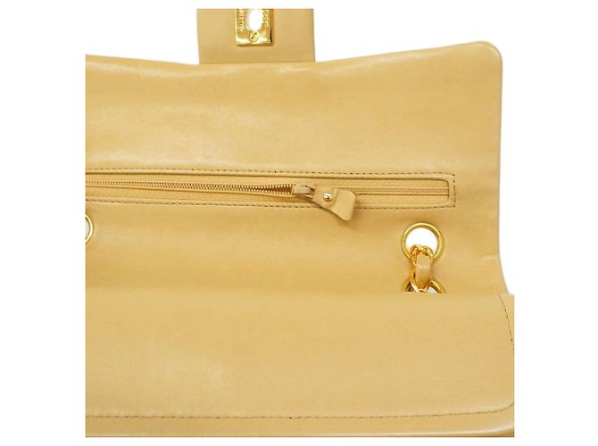Borsa a tracolla Chanel Matelassé Beige - vista 11