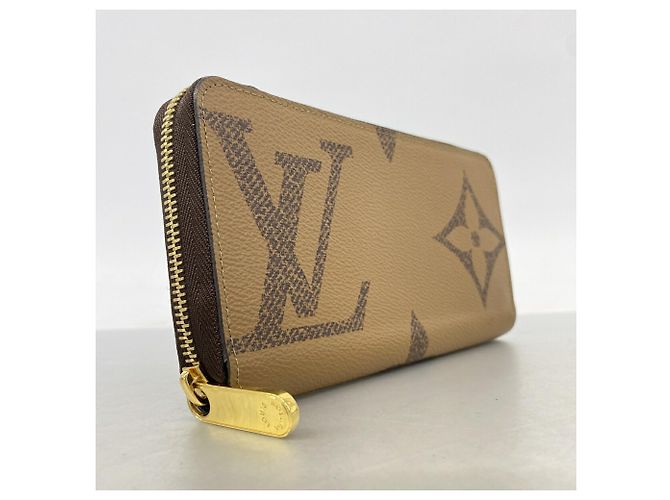 Cartera Zippy Monogram Giant Reverse Louis Vuitton Castaño - vista 2