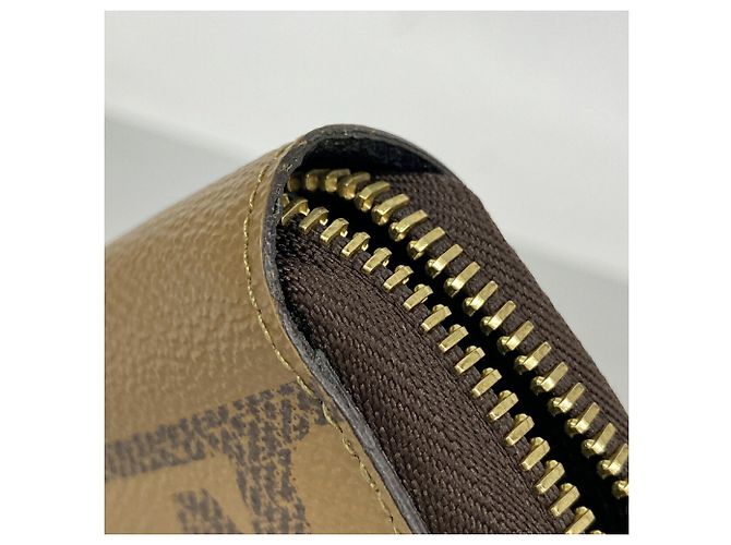 Cartera Zippy Monogram Giant Reverse Louis Vuitton Castaño - vista 5