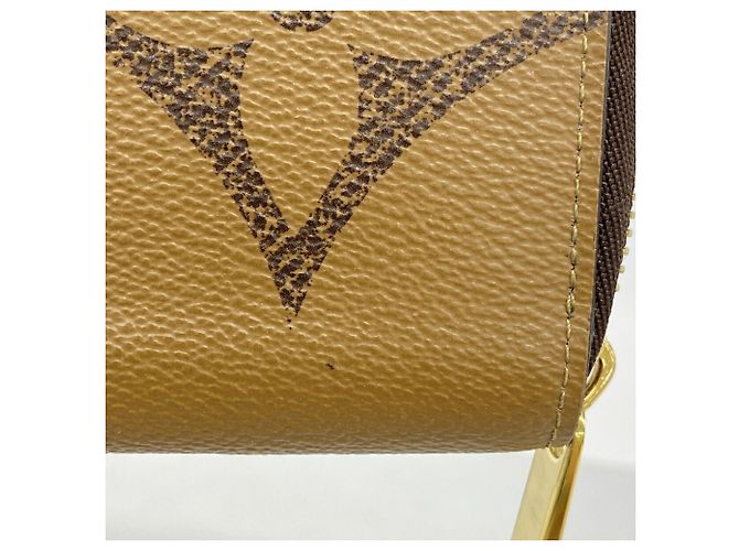 Cartera Zippy Monogram Giant Reverse Louis Vuitton Castaño - vista 8