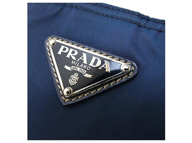 Borsa a tracolla Prada in nylon e pelle blu navy - vista 7