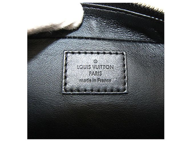 Borsa a pochette Louis Vuitton Monogram Shadow Nero - vista 4