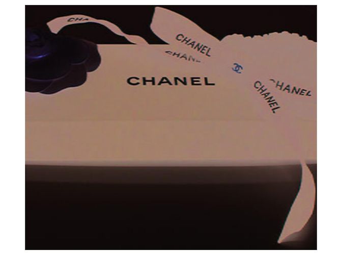 Timeless Chanel Seiden-Scrunchie in Schwarz - Ansicht 6