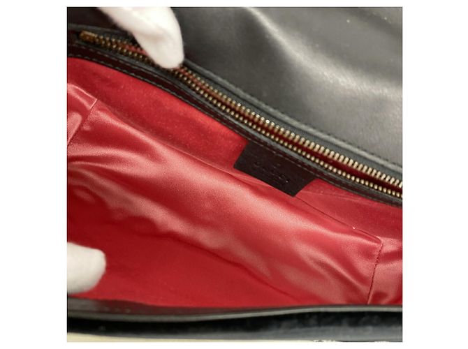 Borsa a tracolla Gucci GG Marmont in velluto nero - vista 4