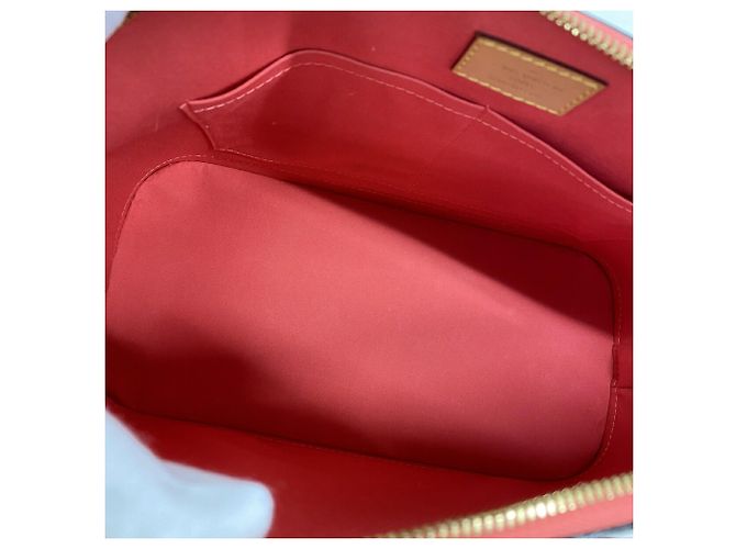 Sac à main Louis Vuitton Alma PM Vernis Rose - vue 4