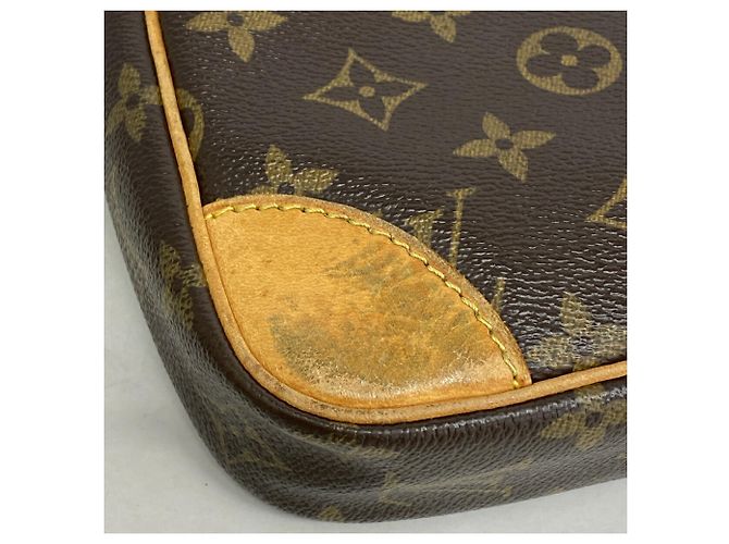 Sac à épaule Louis Vuitton Monogram Danube Marron - vue 8