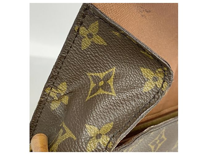 Borsa a tracolla Louis Vuitton Monogram Saint Cloud GM Marrone - vista 8
