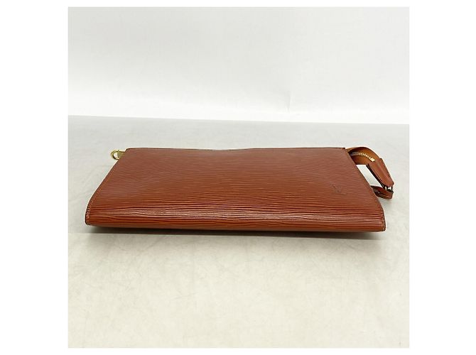 Louis Vuitton Epi Pochette Accessoires Pouch in Kenyan Brown Marrone - vista 3