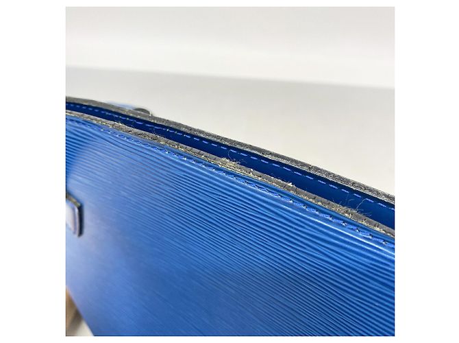 Borsa a tracolla Louis Vuitton Epi Saint Jacques in Toledo Blue - vista 7