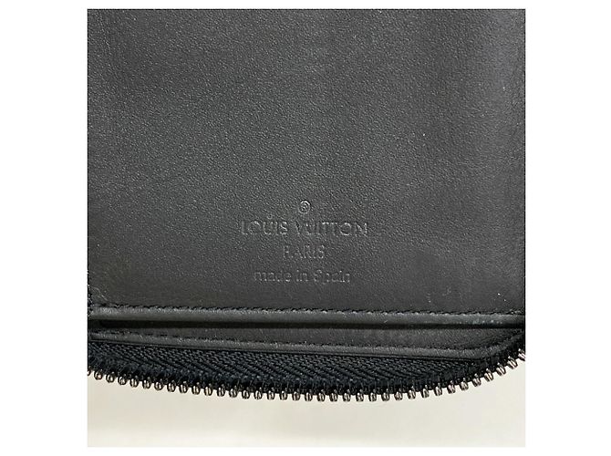 Louis Vuitton Monogram Shadow Zippy Wallet Black - view 4