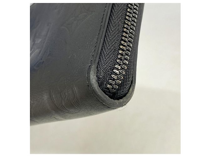 Louis Vuitton Monogram Shadow Zippy Wallet Black - view 5