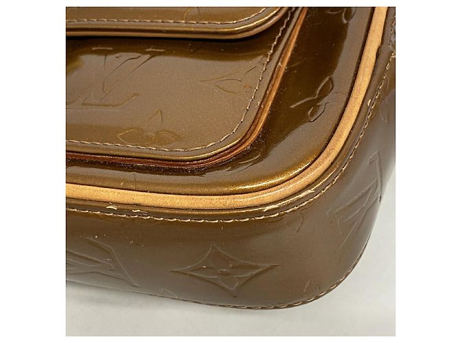 Sac à épaule Louis Vuitton Vernis Christie MM Bronze - vue 6