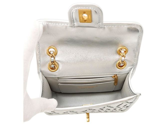 Borsa a tracolla Chanel Mini Flap con catena Argento - vista 7