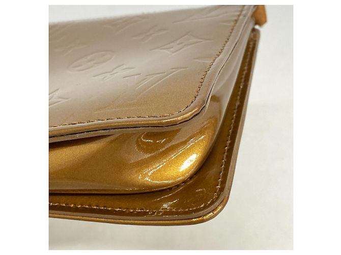 Pouch Louis Vuitton Vernis Lexington in Bronze Bronzo - vista 6