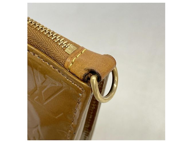 Pouch Louis Vuitton Vernis Lexington in Bronze Bronzo - vista 8